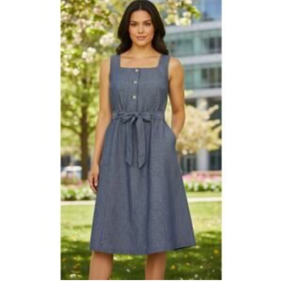 Liz Claiborne Dresses & Skirts - Liz Claiborne Linen Blue Midi Dress with Waist Tie